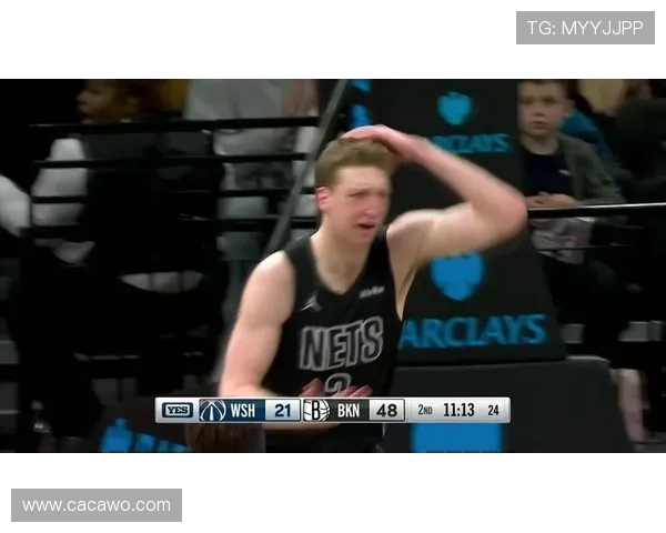 [NBA]里弗斯快速反击 无视防守上篮打进.